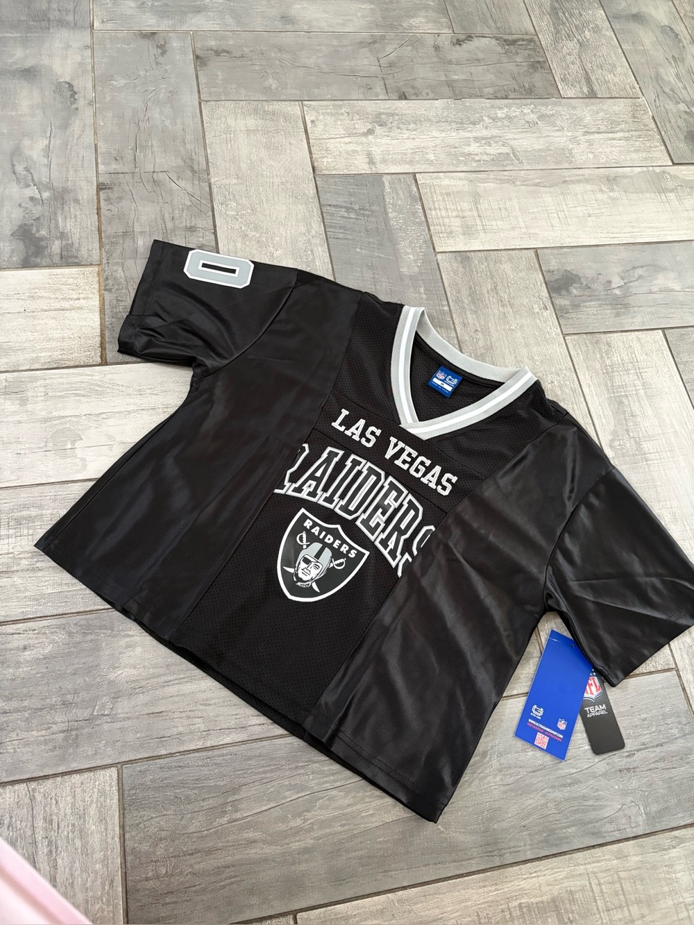 las vegas raiders women's crop black jersey medium size
